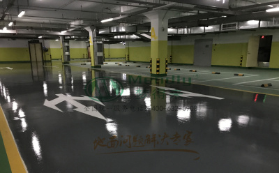 ‌旧地面翻新方案：夏河环氧地坪涂层覆盖混凝土裂缝修复技术